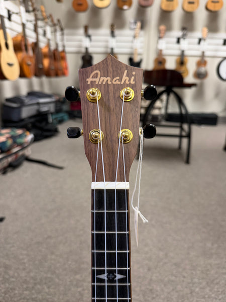 AMAHI C-10 African Burl Concert Ukulele w/Case