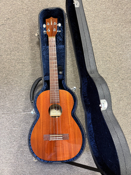 Kamaka HF-4 Solid Koa Baritone Ukulele w/Case - Pre Loved