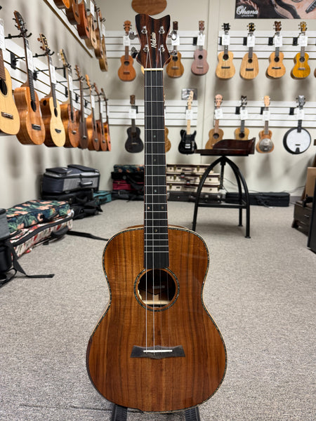 Makaio MKB-20E Solid Koa Electric Baritone Ukulele w/Case - Comfort Contour Armrest
