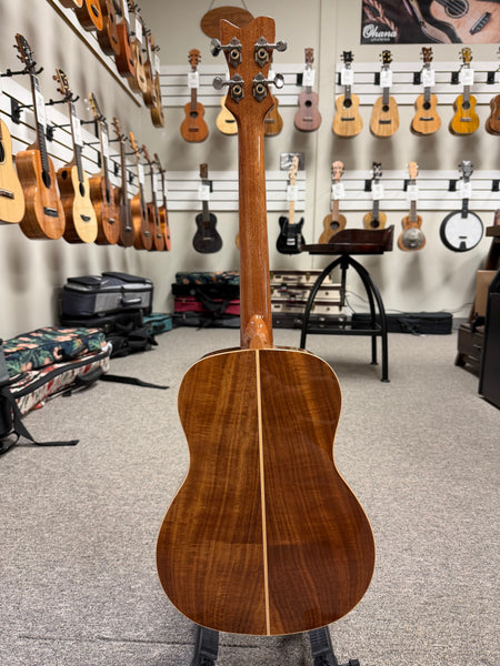 Makaio MKB-20E Solid Koa Electric Baritone Ukulele w/Case - Comfort Contour Armrest