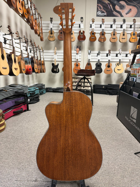 Martin 000C12-16E Nylon Acoustic/Electric Guitar w/Case - Pre Loved