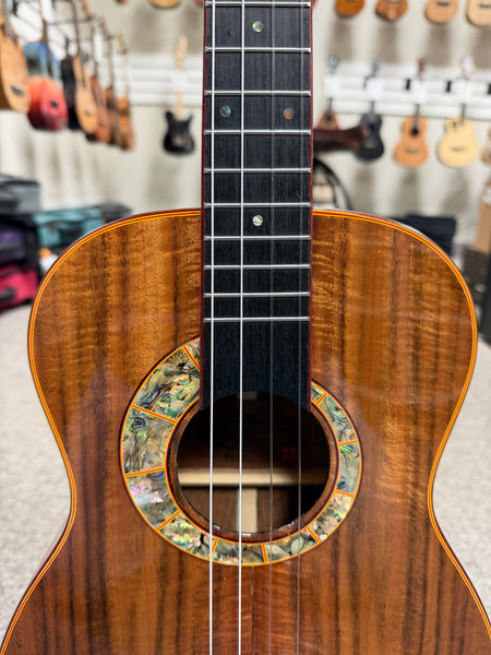 SNAIL S-60B Solid Acacia Baritone Ukulele w/Case - B Stock