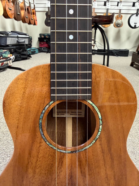 Romero Creations Solid Koa Grand Tenor Ukulele w/Case - RC-GT-K