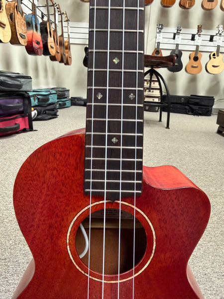 Gretsch G9121 Mahogany Electric Tenor Ukulele w/Case - Pre Loved