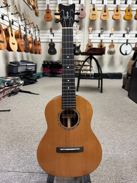 Romero Creations Solid Cedar/Rosewood Grand Tenor Ukulele w/Case - RC-GT-CRW