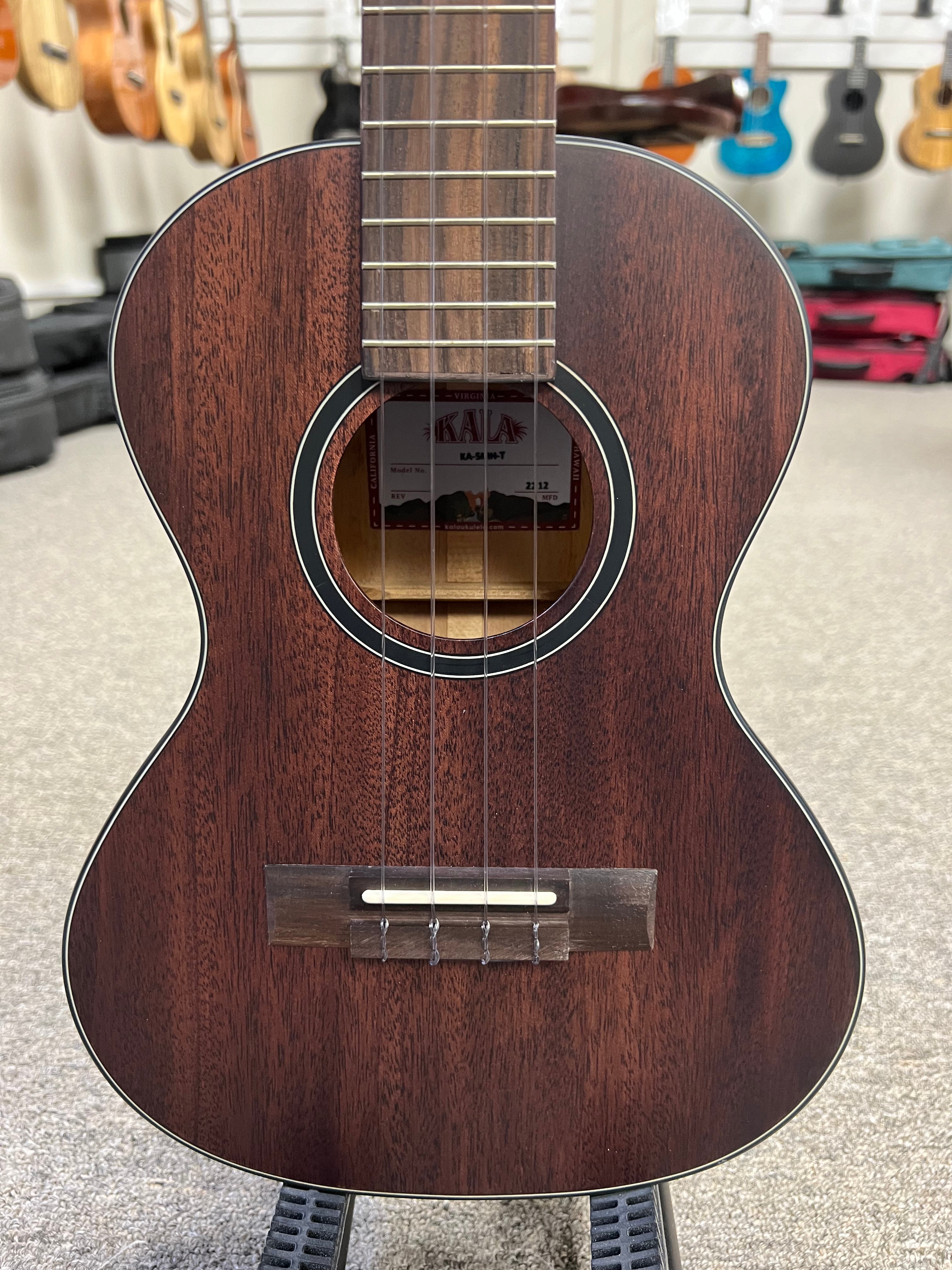 Kala smht outlet tenor ukulele