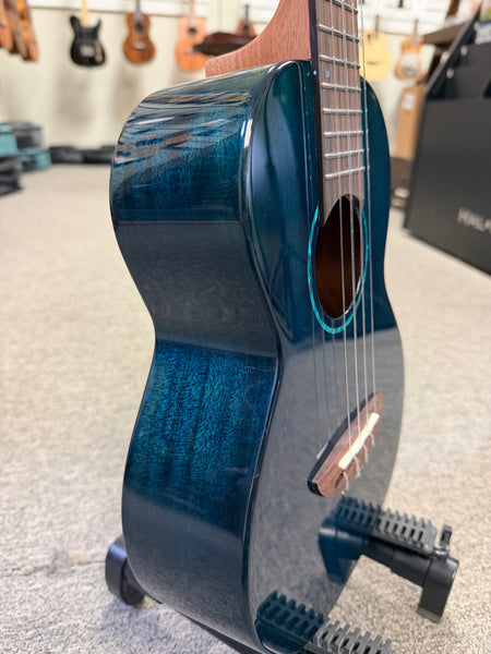 Flight TDB Iris Tinta Tenor Ukulele w/Case - Transparent Blue