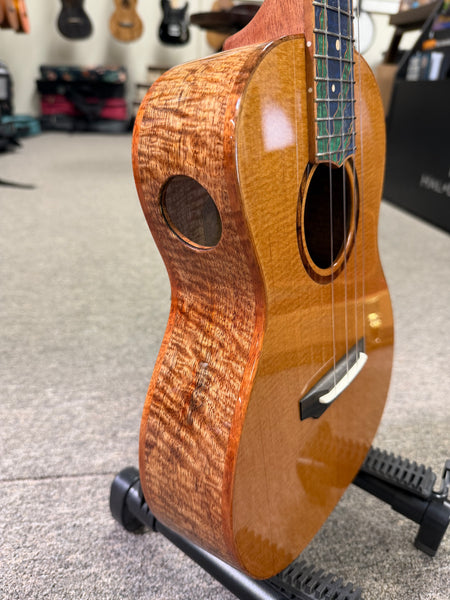 Coast Ukulele Custom Solid AAA Torrefied Spruce/Mango Tenor Ukulele w/Case #110