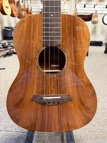 Makaio MKBXS-10 Large Body Steel String Koa Baritone Ukulele w/Case