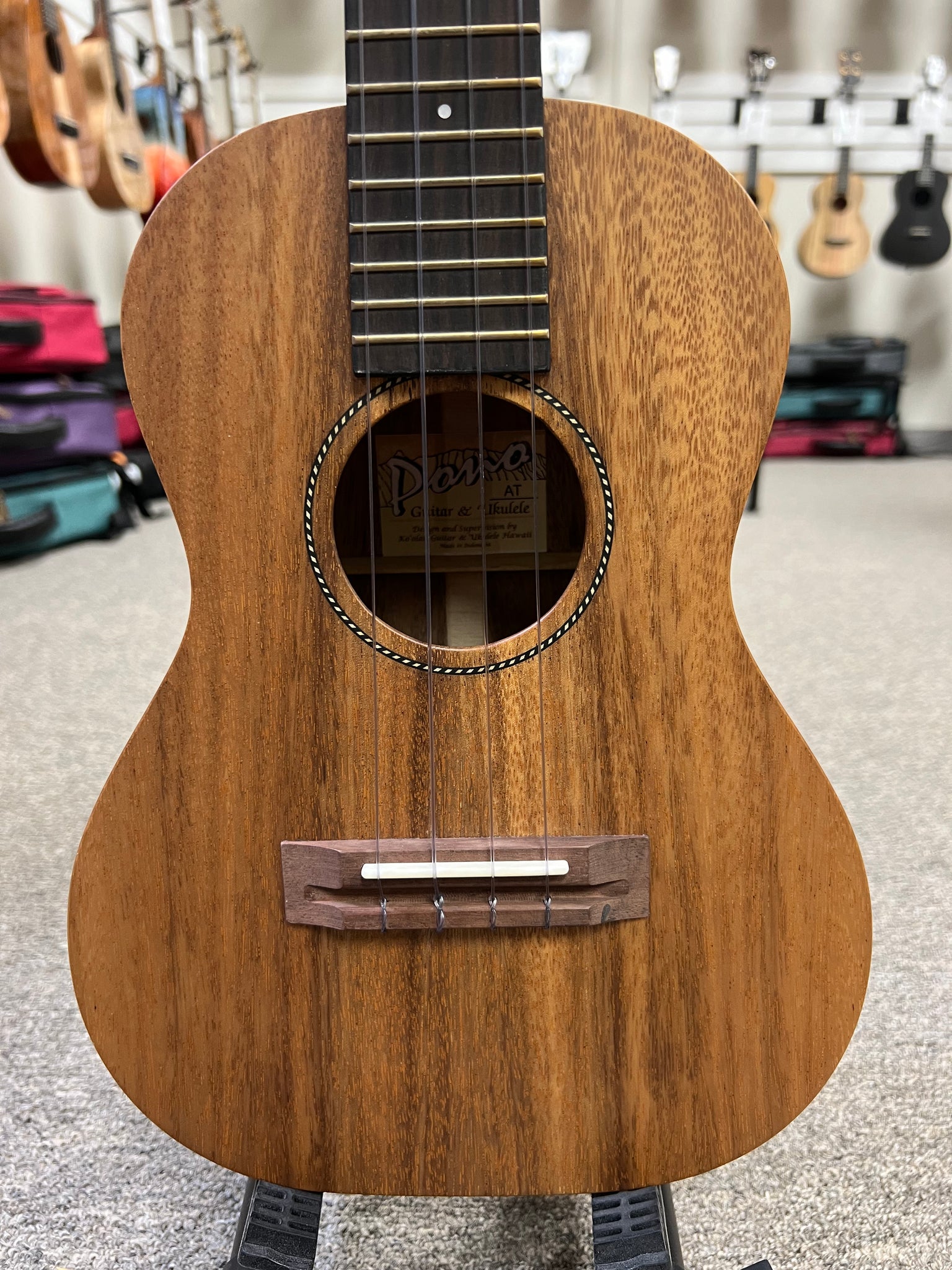 PONO AT Solid Acacia Tenor Ukulele