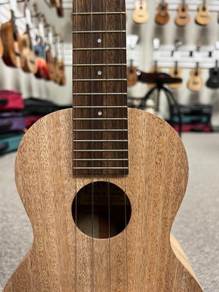 Pono MGC-K Solid Mango Concert Ukulele - Kalele Series