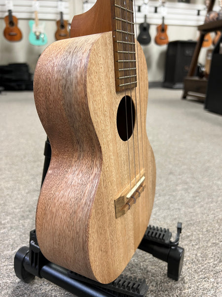 Pono MGC-K Solid Mango Concert Ukulele - Kalele Series