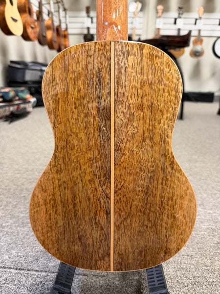 Makaio MSMT-20E Solid Spalted Mango Tenor Ukulele w/Case - B-Stock