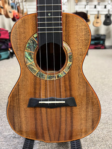 SNAIL S-60C Solid Acacia Concert Ukulele w/Case #1 -Comfort Armrest