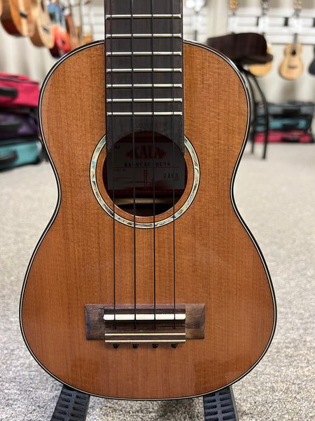 KALA KA-SCAC-SLNG Solid Cedar Top/Acacia Soprano Long Neck Ukulele