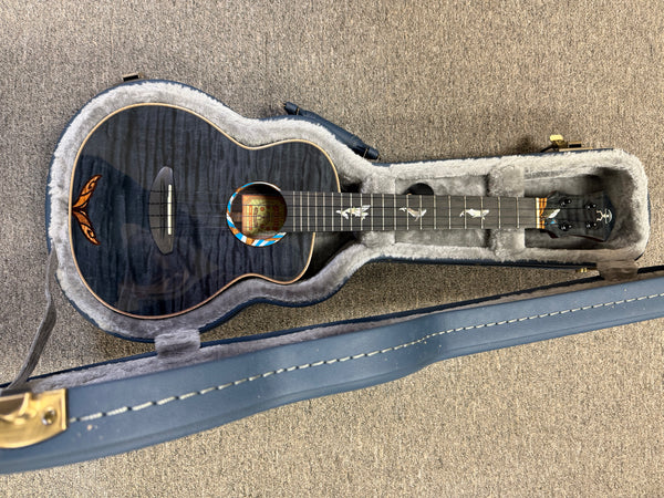 aNueNue Black Whale Solid Cedar/Maple/Rosewood Tenor Ukulele w/Case