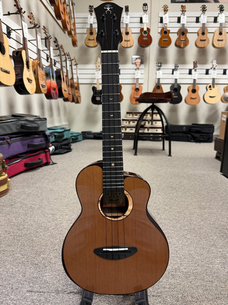aNueNue UT-214 Cedar Bird Tenor Ukulele w/Case - Solid Cedar/Rosewood