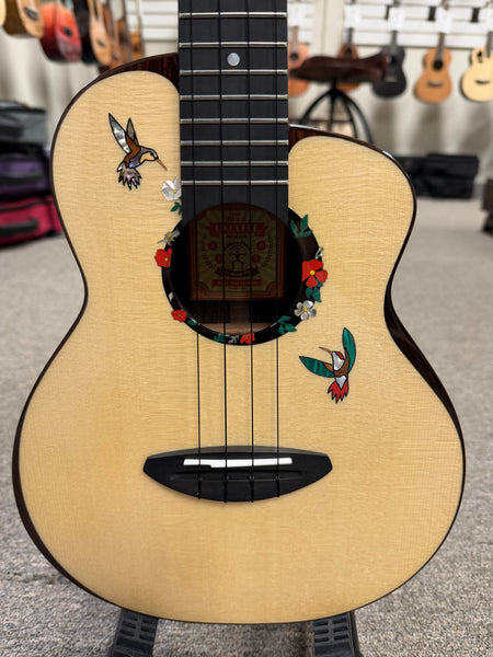 aNueNue UT-200HB Hummingbird Tenor Ukulele w/Case - Moon Bird Series -  Solid Spruce/Solid Rosewood