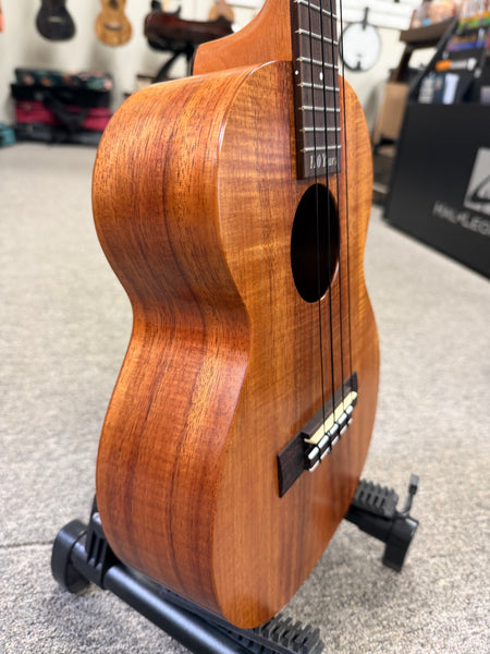Kamaka HF-3 Solid Koa Tenor Ukulele w/Case #1 - Made in Hawaii !!