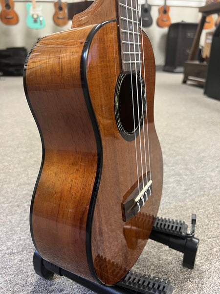 KUMU TG-75A Koa Tenor Ukulele - Gloss Finish