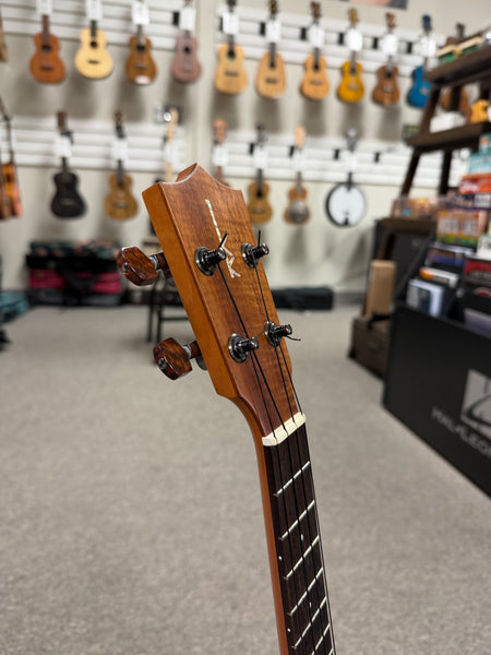 Kamaka HF-3 Solid Koa Tenor Ukulele w/Case #1 - Made in Hawaii !!