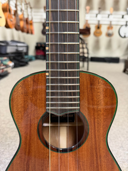 Oli L2-TM-GT Solid Mahogany Tenor Ukulele w/Case - Giving Tree