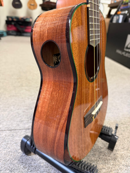Oli L2-TM-GT Solid Mahogany Tenor Ukulele w/Case - Giving Tree