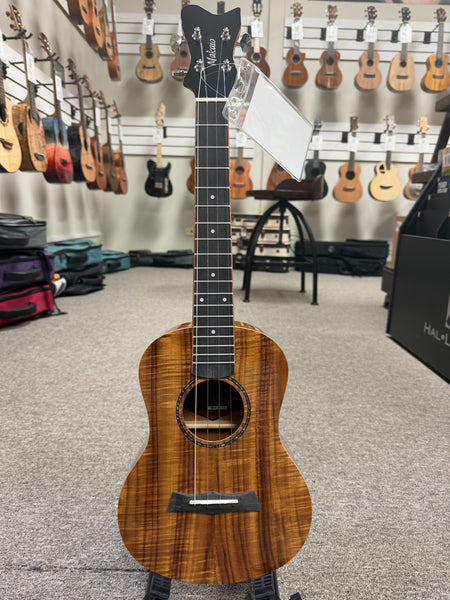 Makaio MKT-10 Koa Tenor Ukulele w/Case