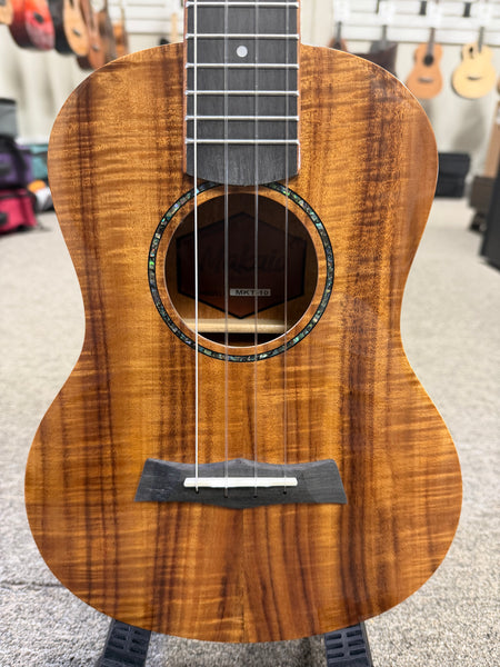 Makaio MKT-10 Koa Tenor Ukulele w/Case