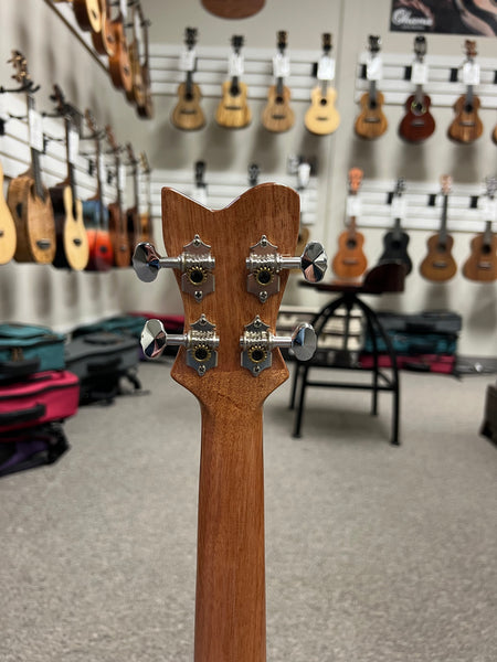 Makaio MET-10 Ebony Tenor Ukulele w/Case