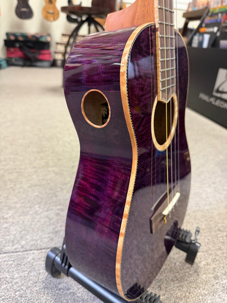 Oli L1SP-BMG-P Solid Mango Baritone Ukulele w/Case - Purple Burst