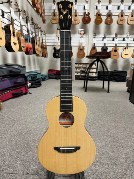 Rebel Cheesecake Tenor Ukulele w/Case- Solid Spruce/Solid Mahogany - Rebel Slim Tenor