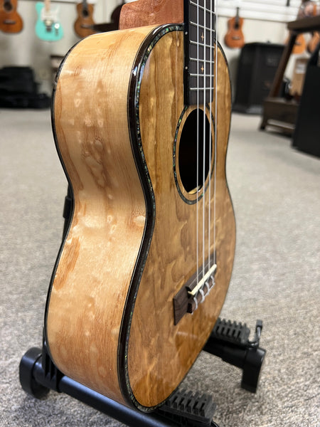 HUG QA-TG Quilted Ash Tenor Ukulele