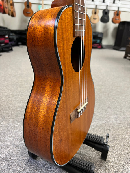 HUG SMLM-B Solid Mahogany Baritone Ukulele