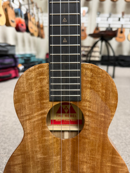 Rebel Creme Brulee Solid Mango Tenor Ukulele w/Case - Rebel Mango Slim Tenor