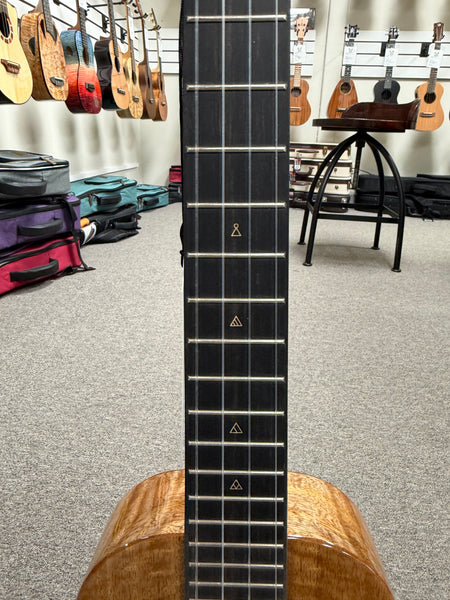 Rebel Creme Brulee Solid Mango Tenor Ukulele w/Case - Rebel Mango Slim Tenor