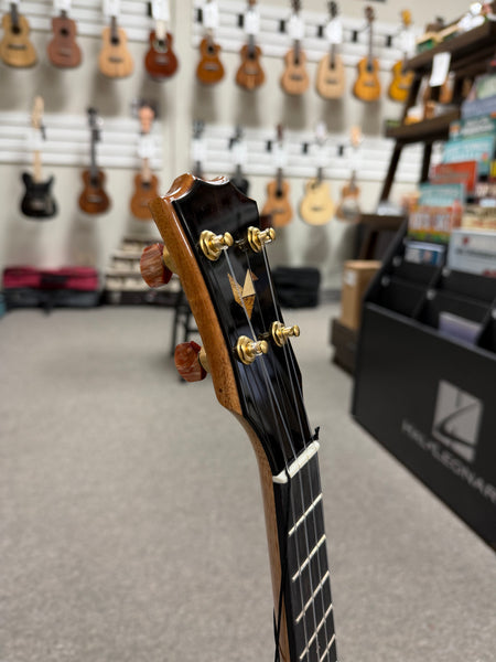 Rebel Creme Brulee Solid Mango Tenor Ukulele w/Case - Rebel Mango Slim Tenor