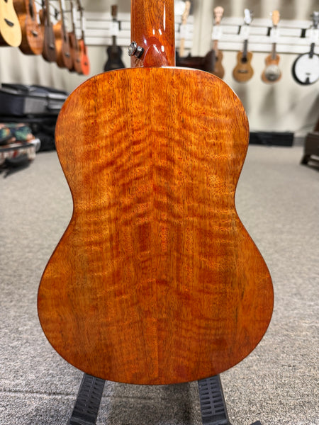 OHANA TK-215G Solid Mango Tenor Ukulele w/Armrest