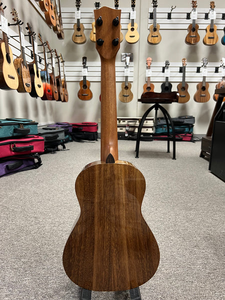 Oli L1SP-TA Solid Spruce/Acacia Tenor Ukulele w/Case