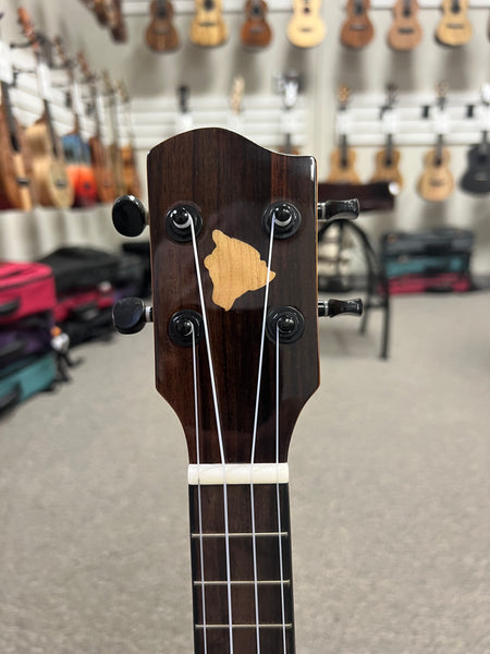 HUG SCR-CG Solid Cedar/Rosewood Concert Ukulele - B-Stock Finish Flaw