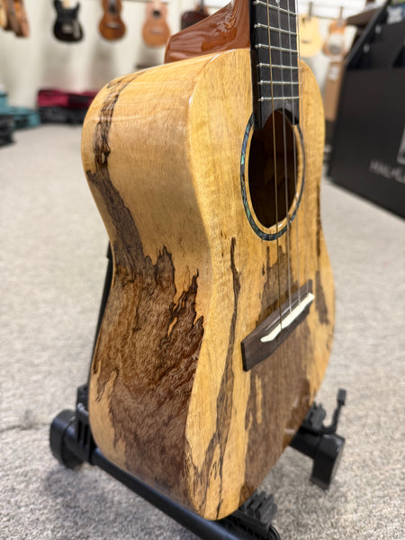 Romero Creations Solid Spalted Mango Soprano Ukulele w/Case - Large Body -RC-S-MG