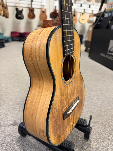 Romero Creations Solid Spalted Mango Signature Replica Tenor Ukulele w/Case - Pre Loved