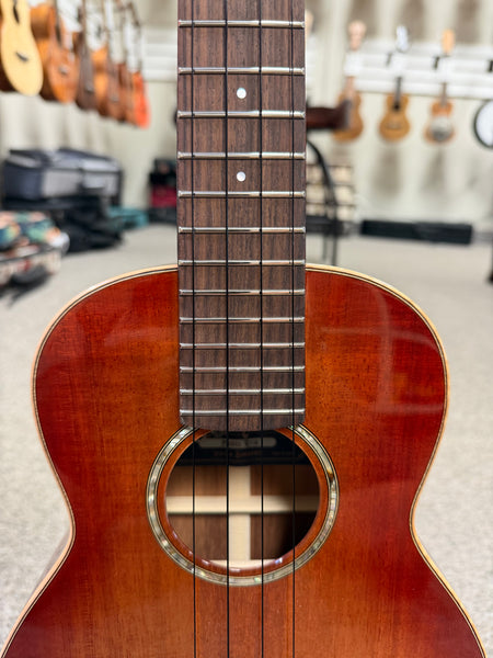 Singer by aNueNue RT1K-IT Solid Koa Tenor Ukulele w/Case - Iced Tea Finish