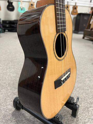 PONO RT-C-PC Pro Classic Solid Cedar/Solid Rosewood Electric Tenor