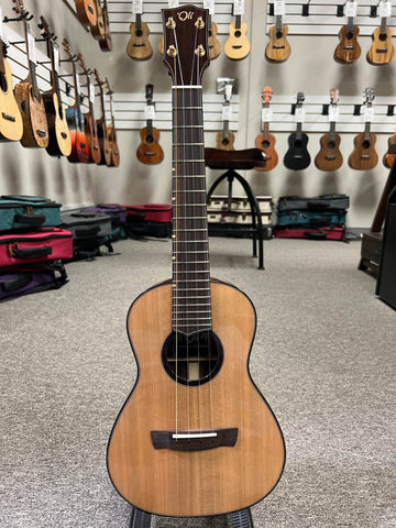 Oli X2-TCRBW Solid Cedar/Rosewood Tenor Ukulele w/Case - Limited