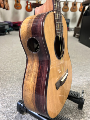Oli X2-TCRBW Solid Cedar/Rosewood Tenor Ukulele w/Case - Limited
