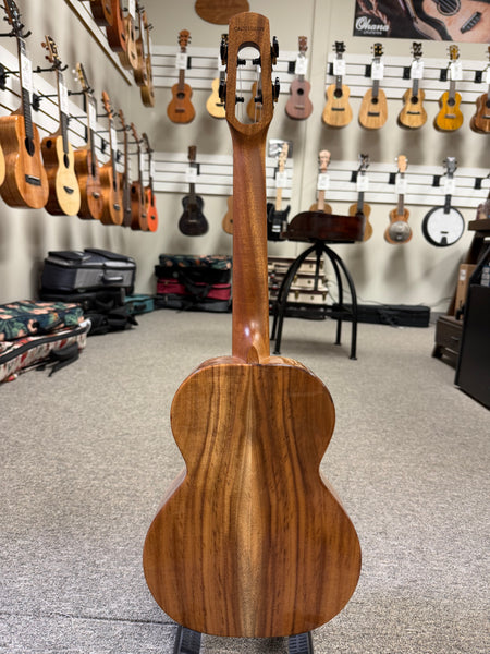 Flight Voyager Tenor Electric Ukulele w/Case - Royal Series - Solid Spruce/Solid Acacia