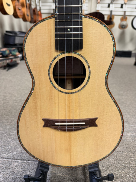 Francesco Verginelli Custom Italian Red Spruce/ Indian Rosewood Tenor Ukulele w/Case
