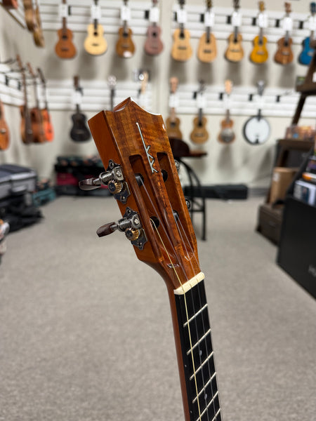 Kamaka Solid Spruce/Koa Deluxe Slotted Headstock Tenor Ukulele w/Case (HF-3DI) - Pre Loved