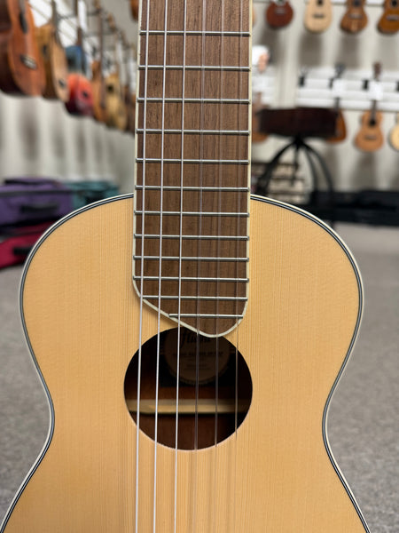 Flight GUT-350 Guitarlele w/Case - Guitalele SP/SAP